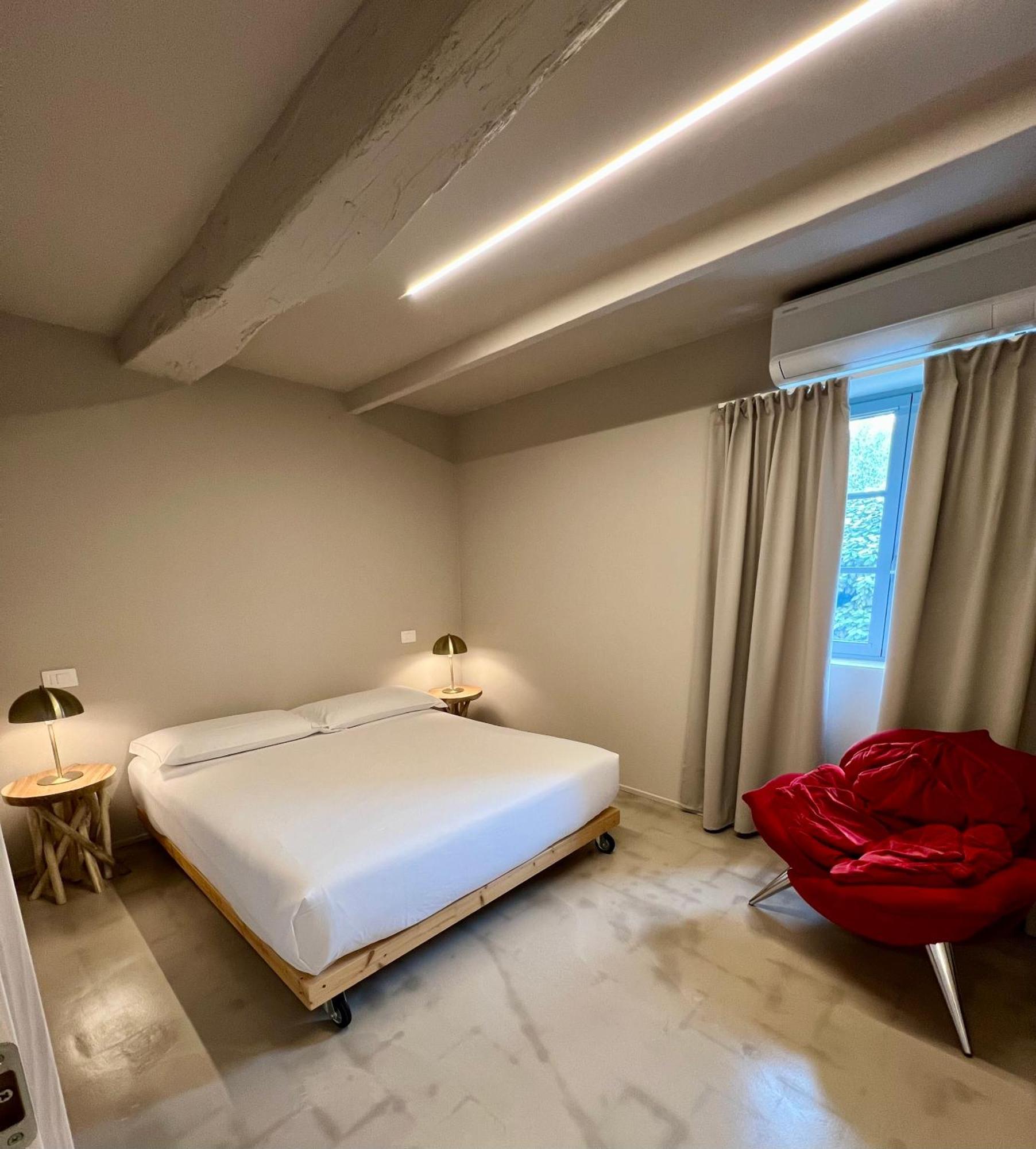 Palazzo Del Papa Country Suites Siena Eksteriør billede